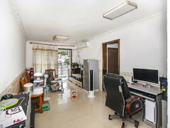 金海雅居 2室2厅66.62m²满五年