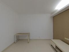 新天地名居 3室2厅54.07m²满五年