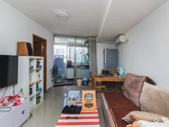 怡泰大厦 2室1厅67.55m²整租