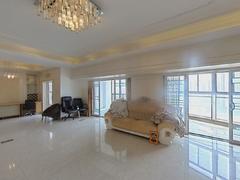 慢城三期 4室2厅76.6m²整租