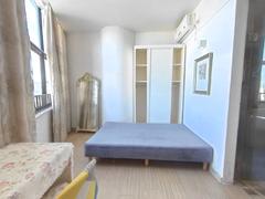中珠水晶堡 1室1厅30m²精装修