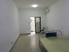 南油生活B区 1室0厅40m²整租