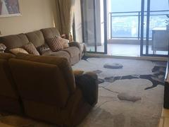 金域华府二期 3室2厅85m²整租