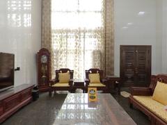 圣莫丽斯花园A区 家私家电全齐,上下3层7室2厅354.37m²整租