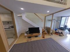 前海枫叶大厦 3室2厅55.16m²整租