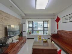 山语华庭 4室2厅115m²整租