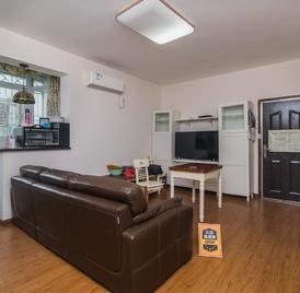 翠竹苑屋村 真实低于指导价几十万买住家好房，地铁很近，配套齐