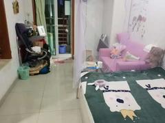 钻石时代 房子装修好，户型方正，采光好。