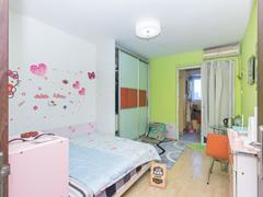 东门168 1室0厅29.59m²普通装修