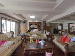金枫苑 4室2厅192m²满五年