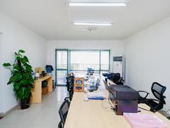 康达尔蝴蝶堡 3室2厅103.3m²满五唯一