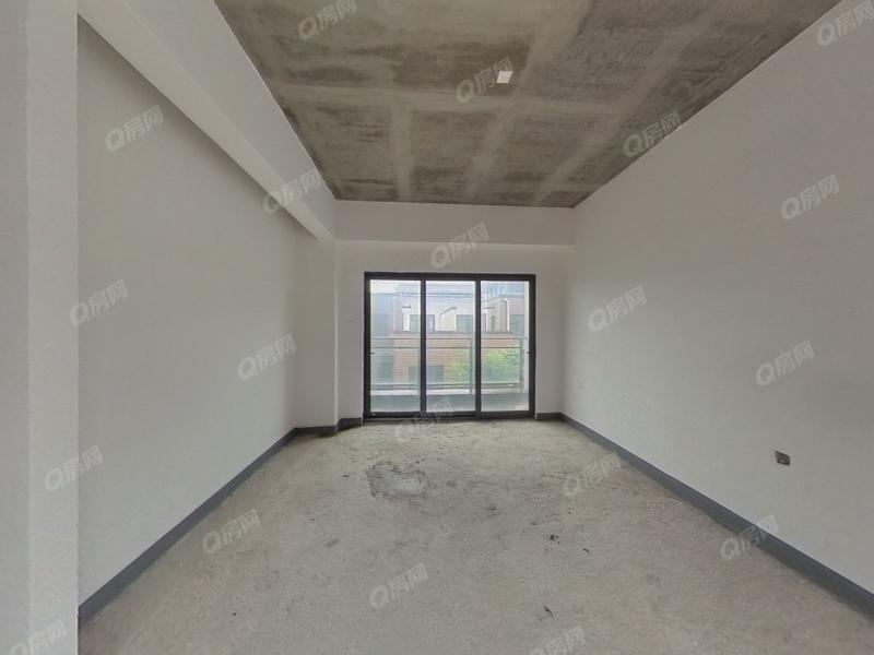 中山佳境康城臻盛园卧室照片_佳境康城臻盛园 5室2厅312m²毛坯