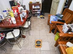 铁四局宿舍南区 4室1厅97m²普通装修
