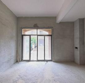 云山雅墅二、三期 3室2厅180m²整租