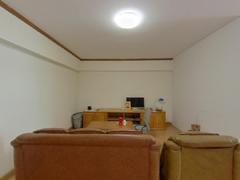 新安湖商业城 大五房 有家私家电,可以住家也可以给做宿舍