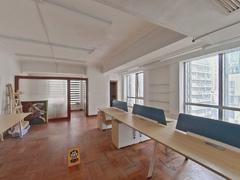 汇展阁 国贸3房 家私家电齐全 拎包入住