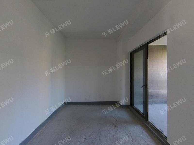 中山凯茵又一城书房照片_凯茵又一城 4室2厅1厨3卫 238.56m² 毛坯