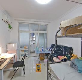 鹏基公寓 1室0厅30.68m²满五唯一