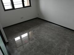 名居广场 3室0厅46m²整租
