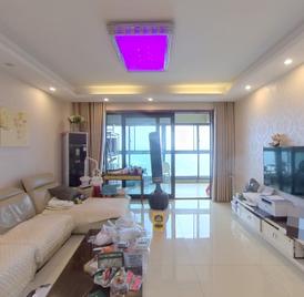 绿城翡翠湖玫瑰园北区 3室2厅142m²精装修