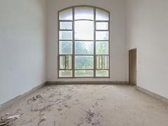 映晖湾 4室2厅263.83m²整租