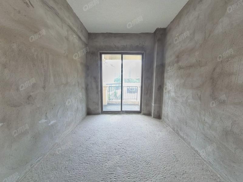 中山中山奥园爱琴湾一期卧室照片_中山奥园爱琴湾一期 4室2厅237.89m²毛坯  