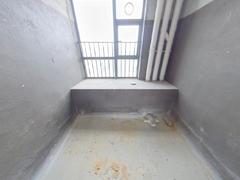 江海明泰城 4房2厅1厨2卫146㎡,毛坯
