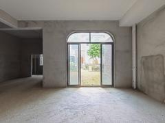 云山雅墅二、三期 3室2厅248m²满五年