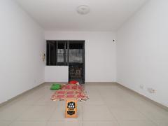 i派龙城 3室2厅84.86m²整租