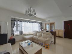 中骏四季阳光 3室2厅89m²整租,家私家电齐全,拎包入住