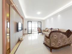 蓝光雍锦半岛 4室1厅138m²精装修