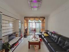 金洋花园 3室2厅108m²精装修