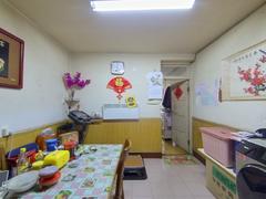义仓巷 四十二 位置好 采光好 逍遥津公园 出行方便 