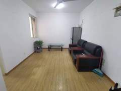 新海家园B区 2室1厅68m²精装修