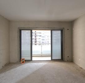 美佳华 4室2厅134.37m²满五年
