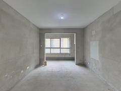 信达万振东方樾府 4室2厅111.57m²毛坯