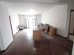 民航家园 3室2厅136.92m²毛坯