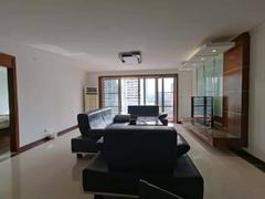 蔚蓝海岸二期 4室2厅157.36m²整租