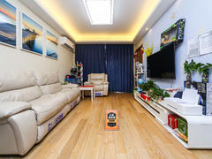 万科麓城二期 3室2厅88.24m²精装修