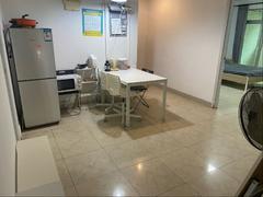 天海花园 4室1厅90m²整租