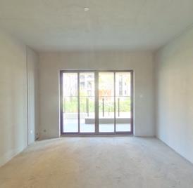 星河传奇花园 4室3厅130m²毛坯
