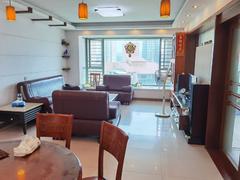 百仕达花园四期西区 4室2厅143.73m²精装修