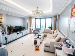 中海天钻 4室2厅1厨3卫 180.25m² 精致装修