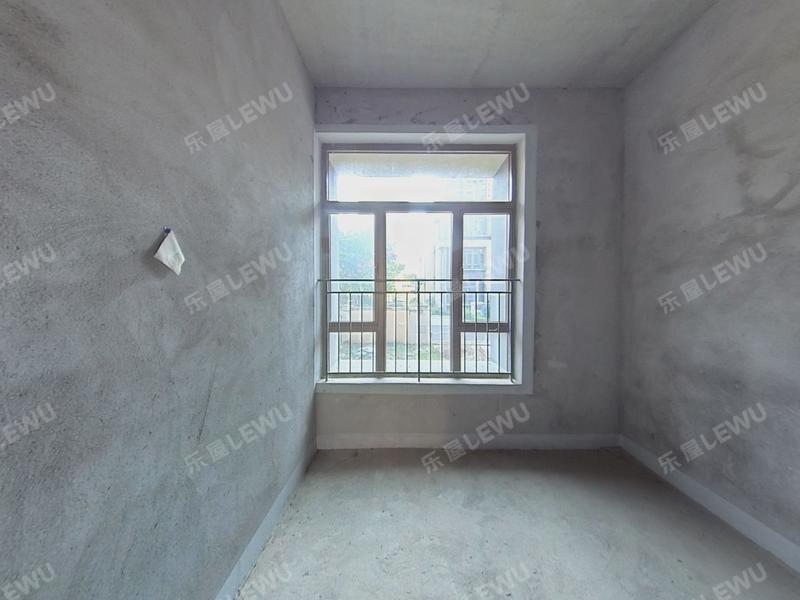 中山雅居乐万象郡二期卧室照片_雅居乐万象郡二期  业主真心出售 价钱好谈 繁华地段