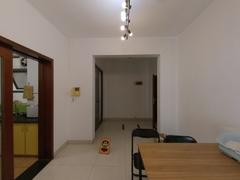 桂芳园八期 4室1厅94.63m²整租