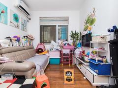 德兴大厦 2室2厅44.61m²精装修