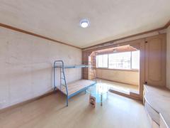 龙园山庄 3室2厅89.16m²整租