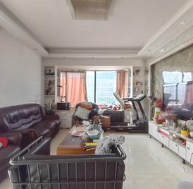 中珠上品 3室2厅137m²满五唯一