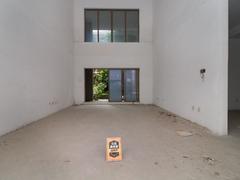 振业城五期 5室2厅303.82m²整租
