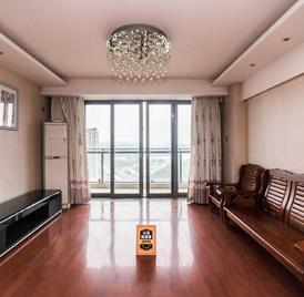 乐湖 3室2厅121.5m²精装修